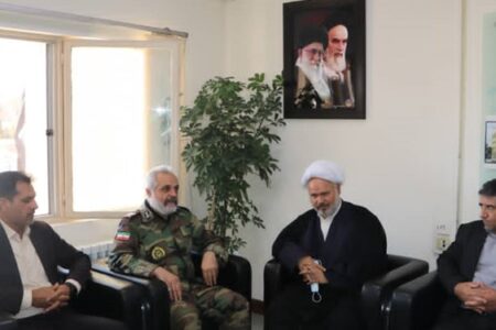 مسیر حرکت «ارتش» در راه خدمت‌ به مردم ریل‌گذاری شده است