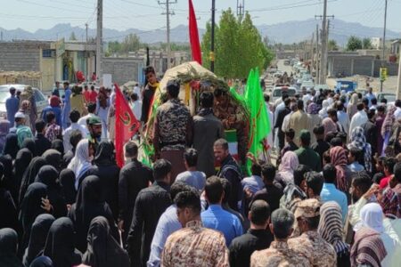 پیکر بسیجی شهید «عارف رمشکی» در قلعه‌گنج تشییع شد