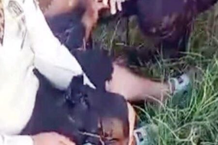 فداکاری مأمور پلیس کرمانی در دل آتش