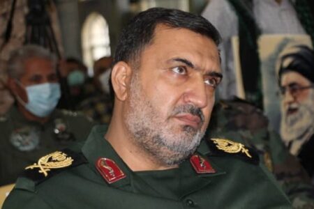 شهید سلیمانی در قلوب مردم است/ راهیان مکتب حاج قاسم باید راه اندازی شود