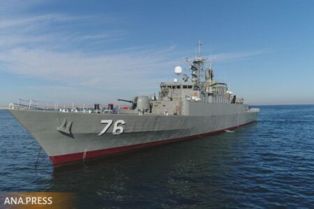 جزئیاتی از توقف شناور‌های داده‌برداری آمریکایی توسط ناوشکن جماران