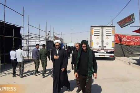 تردد بیش از ۷۰ درصد زوار اربعین از مرز مهران/ امکانات دانشگاه برای پذیرایی از زائران مهیاست