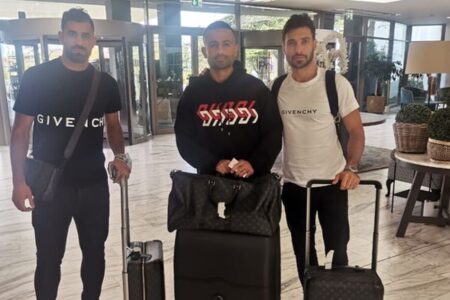 ۴ لژیونر به اتریش رسیدند/ ۴ لژیونر دیگر تا آخر وقت امشب به تیم ملی ملحق می‌شوند