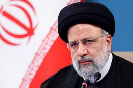 رئیس‌جمهور از تعدادی از مجروحان اغتشاشات اخیر عیادت کرد