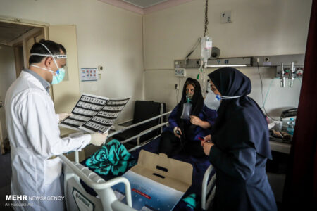 ۲۸ نفر از کادر درمان کرمان برای خدمت به زائران عازم کربلا شدند