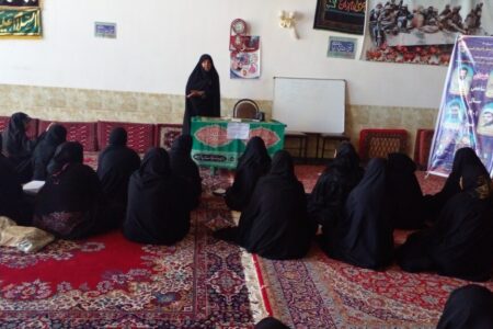 دشمن نقش مادر،هسته مرکزی کانون خانواده را مورد هجمه قرار داده است