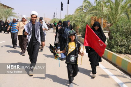 ۵ موکب در کرمان به زائران پاکستانی اربعین خدمات رسانی می کند