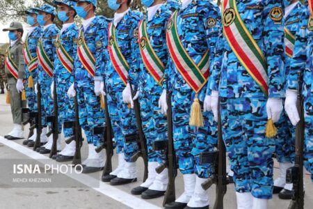برگزاری رژه نیروهای مسلح در کرمان/بازدید رایگان از موزه ارتش