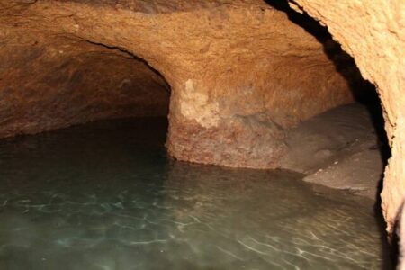 هیچ کنترلی روی قنوات نداریم