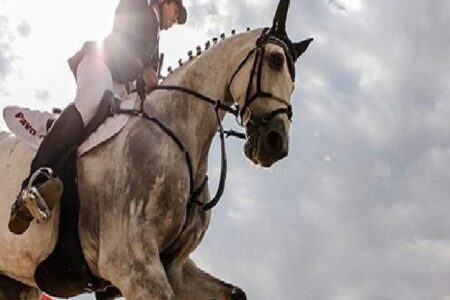 قهرمان در راه افتخار آفرینی دوباره