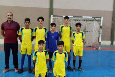 قهرمانی مکتب الزهرا (س) برج معاذ در مسابقات فوتسال نونهالان فهرج