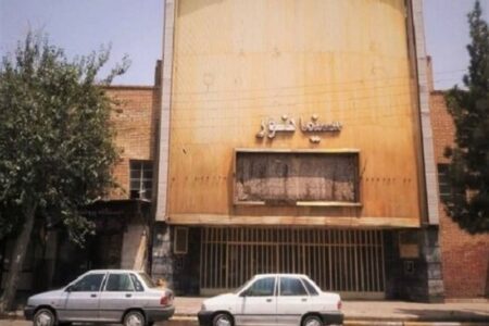 سینما «هفتاد ساله» شهر کرمان؛ نیازمند عزم نهادهای حاکمیتی استان/ پیش بینی اکران فیلم های جشنواره فجر در پردیس سینما نور در صورت تأمین اعتبار