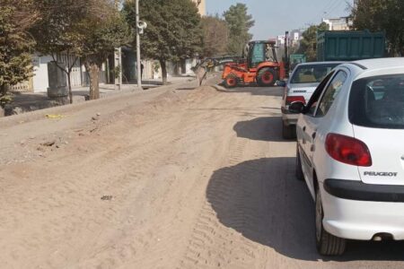 تیشه به ریشه آسفالت بی جان سیرجان