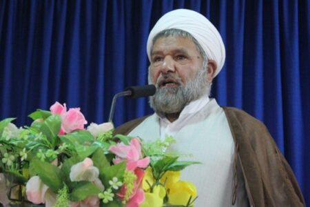 کلافگی مردم جیرفت در صف‌های طولانی پمپ بنزین‌ها/ ایجاد مخازن سوخت الزامی است