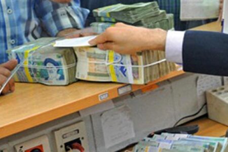 فعالیت‌ها و خدمات بانکی در زرند و کوهبنان ضعیف است/ لزوم پرداخت تسهیلات کم‌بهره به طرح‌های دانش‌بنیان