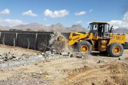 رفع تصرف بیش از ۲۱۵ هکتار از اراضی جیرفت طی امسال