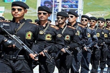 پلیس در اغتشاشات اخیر رفتار شایسته‌ای با مردم داشت