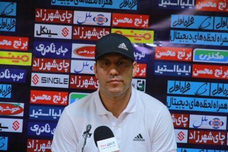 سرمربی ذوب آهن اصفهان: به تجربه تیم گل‌گهر سیرجان باختیم