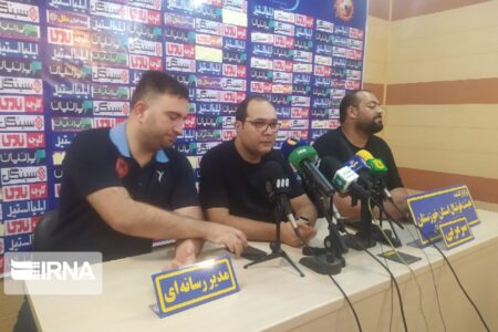 سرمربی مس کرمان: نظارتی بر اشتباهات داوری فوتبال نیست