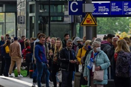 به صدا درآمدن زنگ خطر امنیتی در آلمان