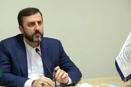 غریب‌آبادی: آمریکا و اروپا از تحریم برای ایجاد آشوب در ایران استفاده می‌کنند