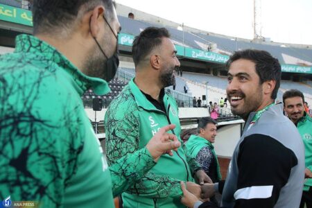 برخورد صمیمانه حیدری با کادرفنی آلومینیوم/ ۷ آبی پوش از رحمتی رخصت گرفتند+ تصاویر
