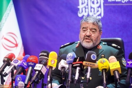 پلتفرم‌های خارج‌پایه علیه امنیت کشور فعالیت می‌کنند