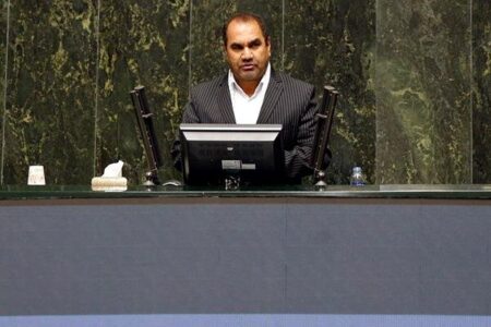 تحول شهرستان‌های بافت، رابر و ارزوئیه در گروی راه‌اندازی پتروشیمی