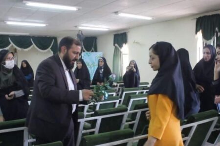 استقبال از دانشجویان جدید الورود دانشگاه در زرند