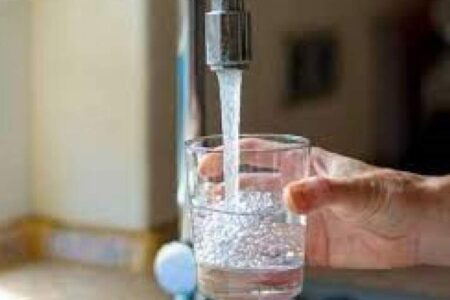 وضعیت نامناسب آب شرب در برخی از محله های گلباف