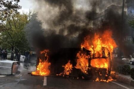 دست های پشت پرده داخلی و خارجی عامل ایجاد اغتشاشات در کشور هستند/ ورزشکاران و هنرمندان در خصوص شرایط کشور باید روشنگری کنند