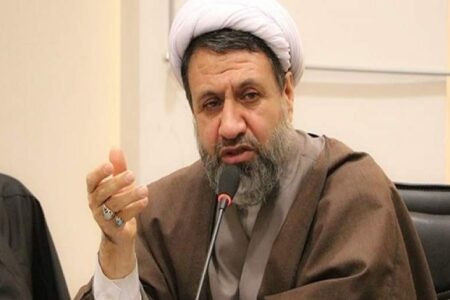 سازمان سیا و آمریکایی‌ها عهده دار ایجاد ناامنی و به انزوا کشیدن کشور هستند