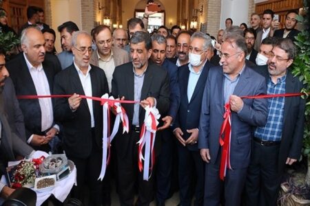 گردشگری کرمان مغفول مانده است/ گردشگری و صنایع دستی نماد اقتصاد مقاومتی است