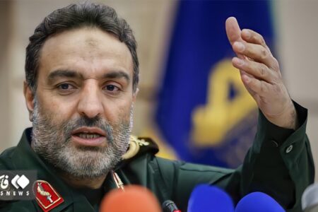 سردار زهرایی: در اقتصاد دشمن را به زانو در می‌آوریم/ دشمنان در حوادث اخیر شکست سختی خوردند