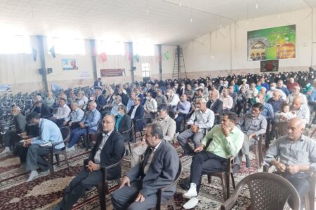 نشست انس ومودت پیشکسوتان جهاد و شهادت سپاه شهرستان زرندبرگزار گردید