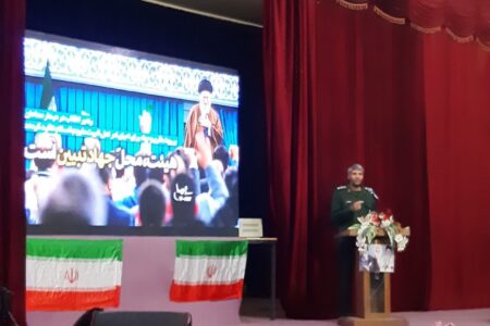 مساجد مقر اصلی قرارگاه  جهاد تبیین هستند