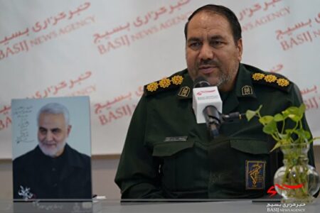 اقشار بسیج پل ارتباطی بین مردم و نظام جمهوری اسلامی ایران