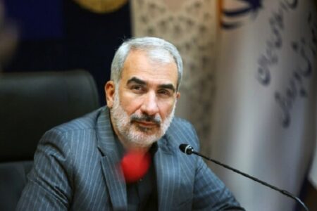 وزیر آموزش و پرورش وارد کرمان شد