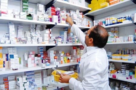 کمبودهای دارویی مقطعی است/ بازرسی از ۱۵۰ داروخانه رفسنجان