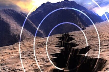 ثبت زمین‌لرزه‌ ۵ ریشتری در استان هرمزگان و ۴.۶ در کرمان