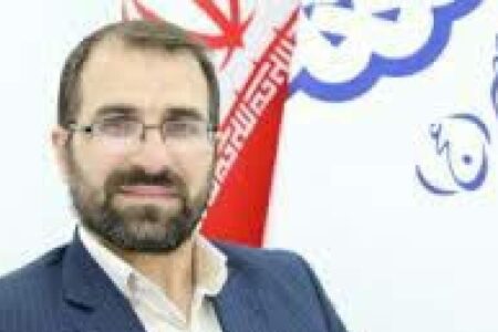 دلسوزی آمریکا برای مردم ایران یک دروغ بزرگ است/ جنایات آمریکا را به دانش آموزان بگویید