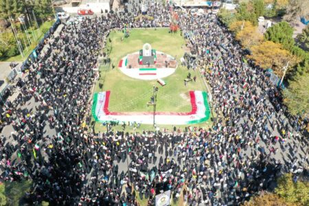 خروش مردم جهان شهر مقاومت در همایش ۱۳ آبان/ مماشات را کنارگذاشته با عوامل اشوب قاطعانه برخورد کنید