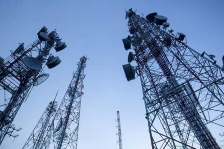 مخابرات راور همچنان بدون مدیریت