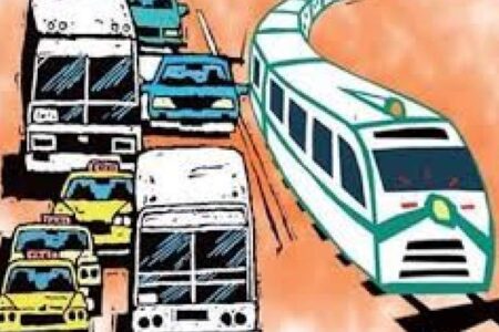 دومین شهرستان پرجمعیت جنوب کرمان نه تاکسی دارد و نه اتوبوس