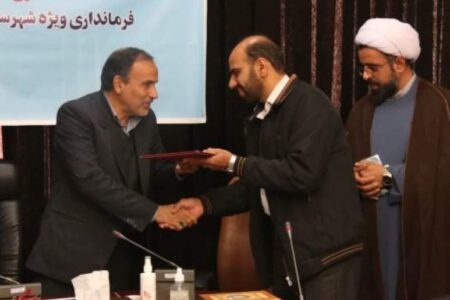 کتابفروشان رفسنجانی تجلیل شدند + عکس