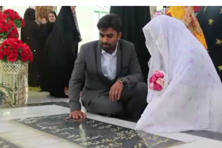 خطبه عقد زوج جوان در جوارمرقد شهدای گمنام کهنوج  خوانده شد