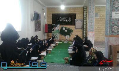 محفل انس باقرآن کریم ومسابقه قرآن وعترت بسیجیان در مسجد امام علی(ع)شهر راین