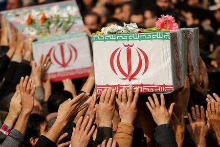 چهار پارک شهر کرمان میزبان پیکر پاک شهدای گمنام