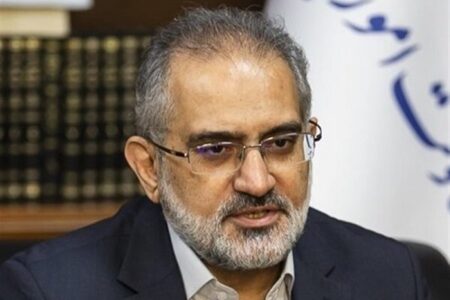 وصیت نامه شهید سلیمانی برای جوانان تبیین شود