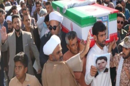 شهید «محمود نیک خواه» در رمشک تشییع شد